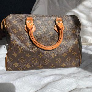 Louis Vuitton Vintage Monogram Speedy 25